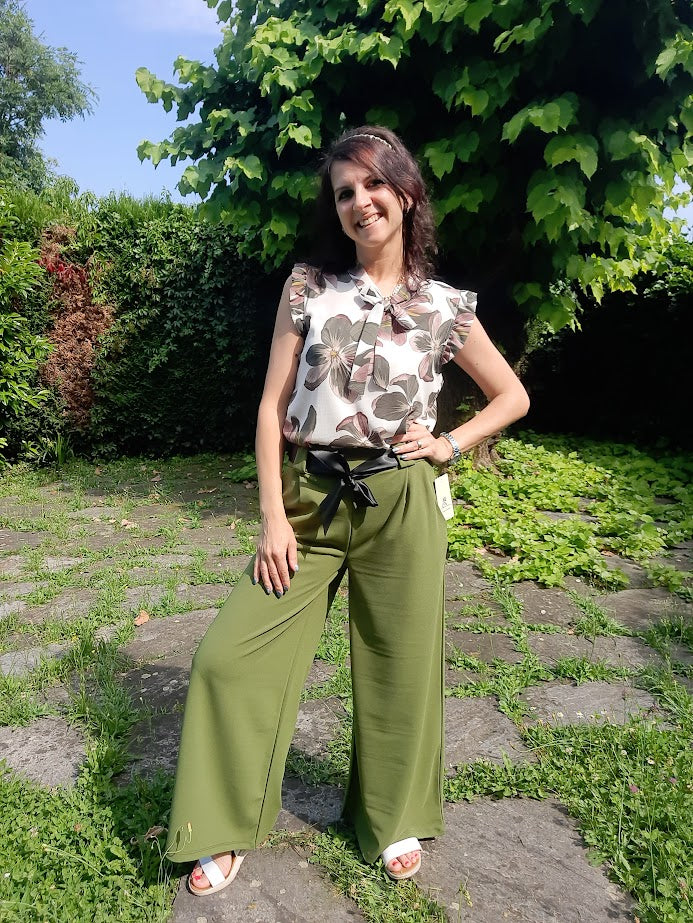 Top Charlotte Oliva